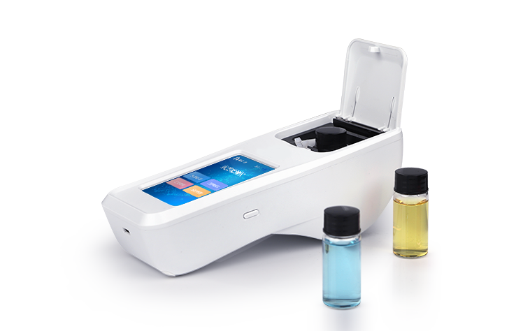 八參數手持水質檢測儀